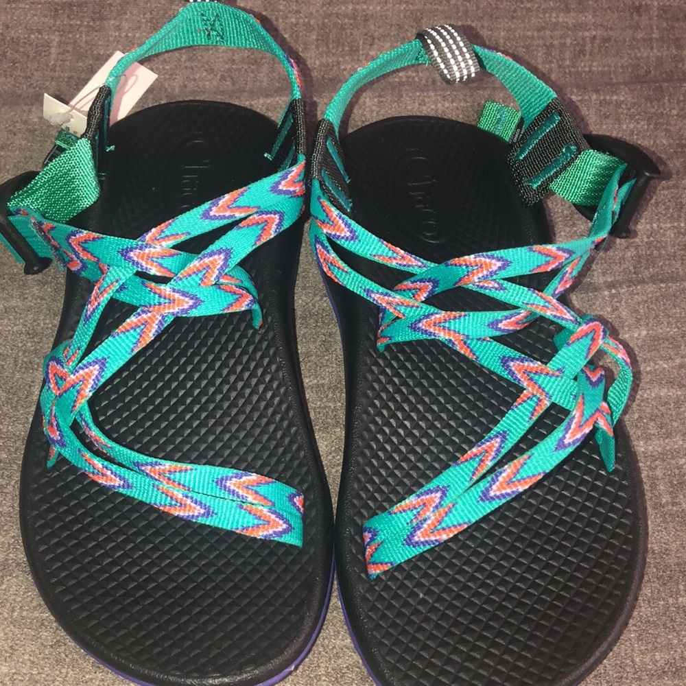 Girls chacos size 3